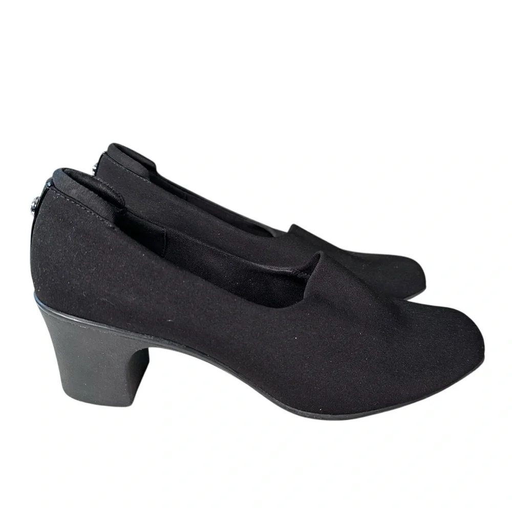 Anne Klein Sport slip style
